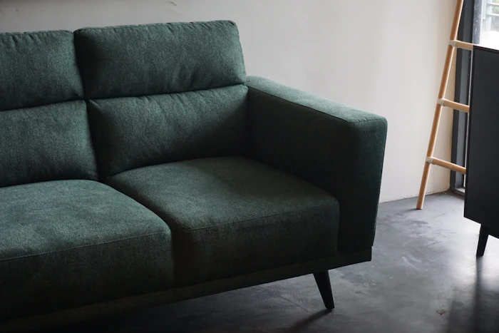 Tove lounge chair
